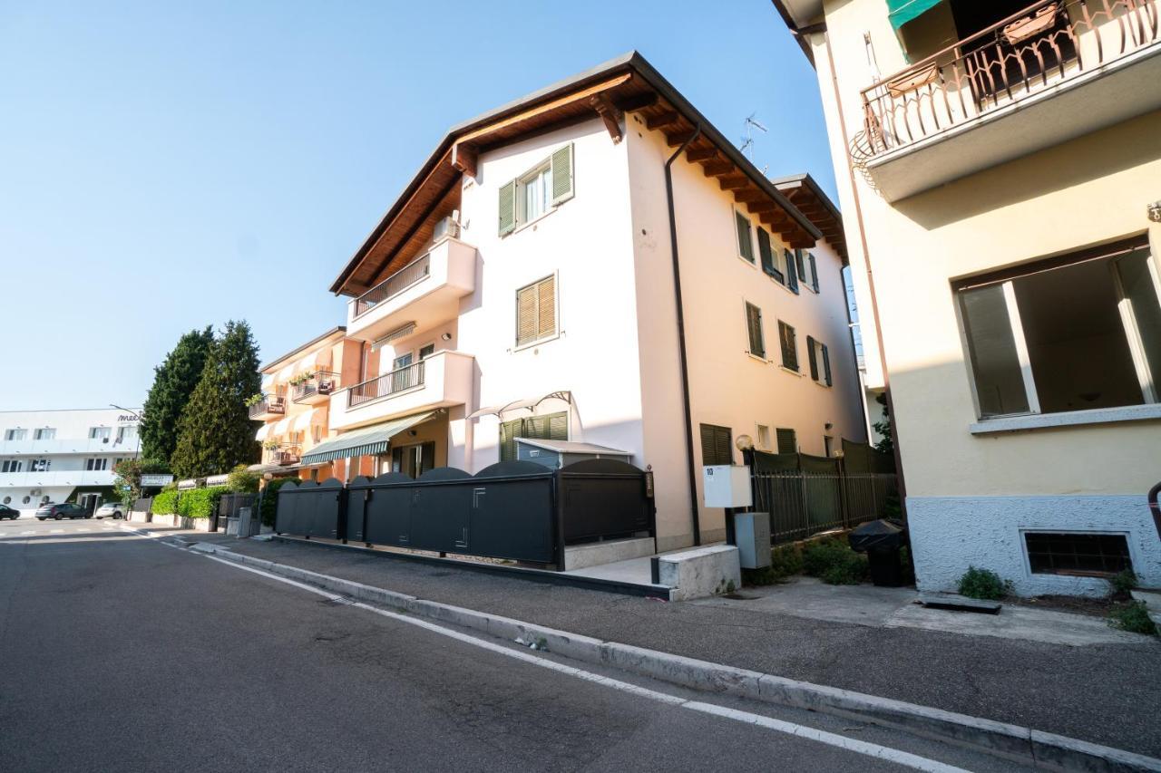 Sweet Home Lungolago Garibaldi Peschiera del Garda Zewnętrze zdjęcie